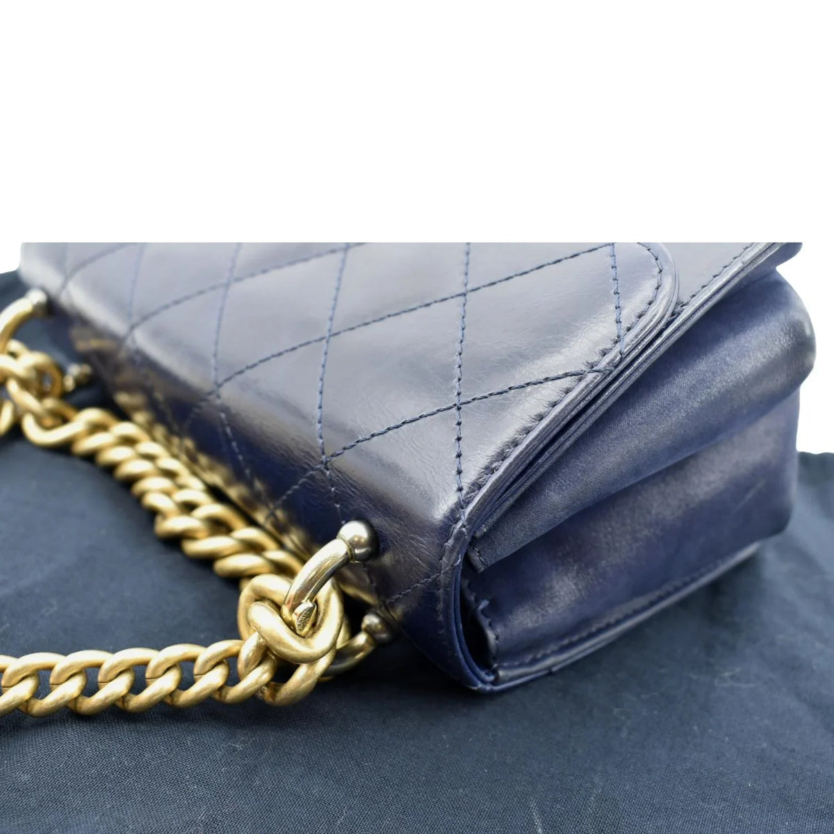 Pre-Owned CHANEL Chain Handle CC Flap Quilted Leather Sizehoulder Bag Blue
