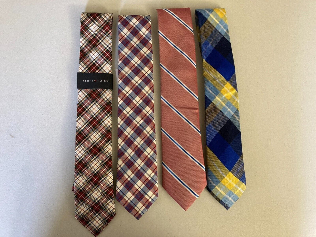 Tommy Hilfiger Mens Sizeilk Plaid Neck Tie